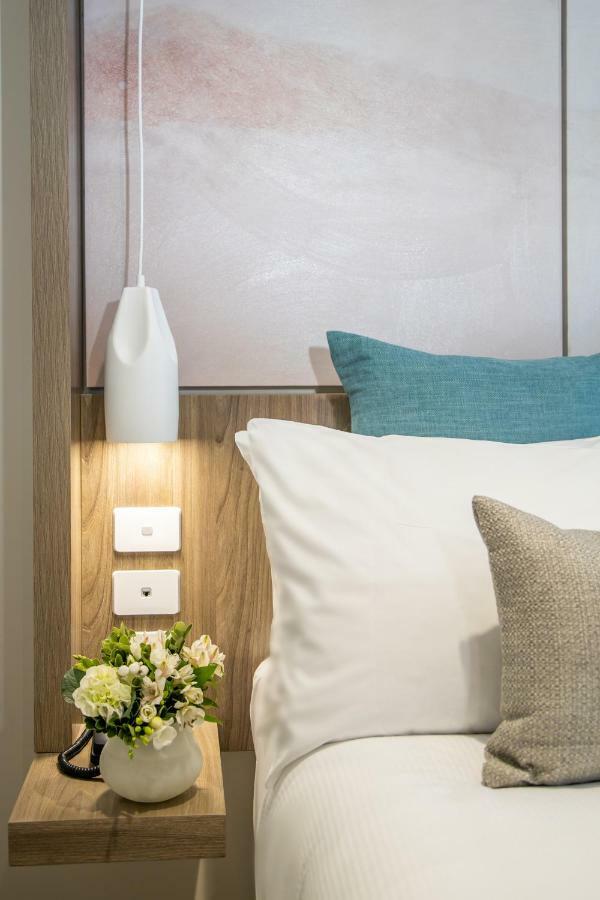 Sudima Christchurch City Eksteriør billede A bedroom at the new hotel